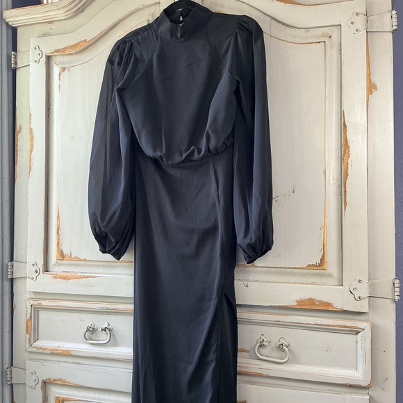 NWT Lulus | Graceful Entrance Black Chiffon High-Slit Long Sleeve Maxi Dress Med - Picture 3 of 11